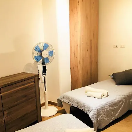 The Blue Strawberry House In San Giovanni Apartment Rom