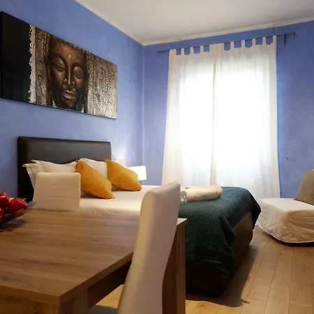 The Blue Strawberry House In San Giovanni شقة *