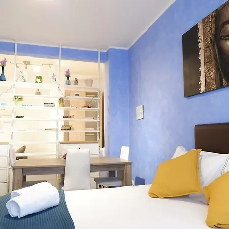 The Blue Strawberry House In San Giovanni Appartement *